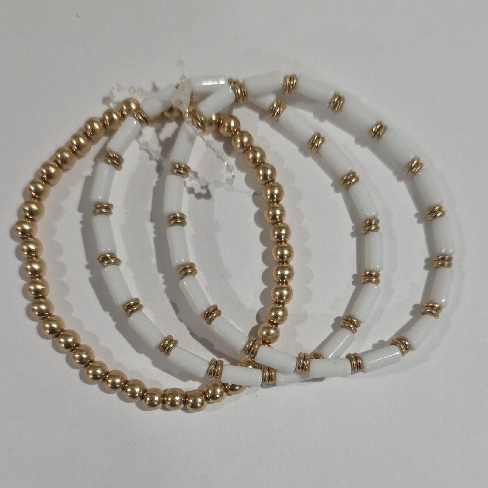 Elegant Gold & White Beaded Bracelet Set – Layered Stretch Fashion Jewelry - Picture 3 of 8